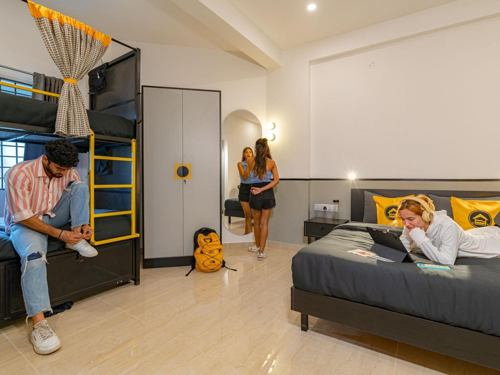 The Hosteller Bangalore, Koramangala Екстериор снимка